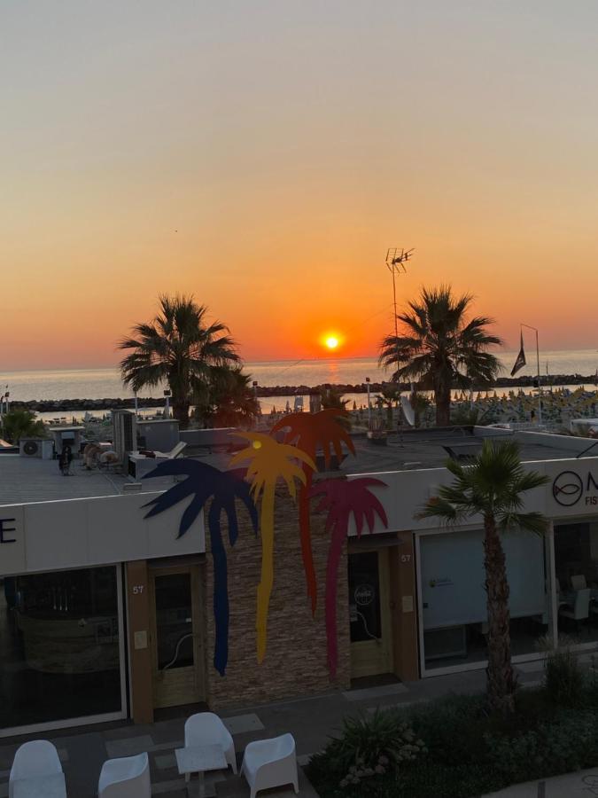 Favolosa Vista Mare Apartment Rimini Exterior photo